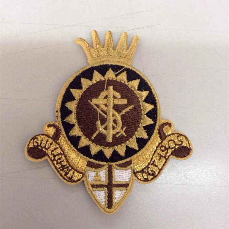 MOQ100pcs Bulk Wholesale Woven Badge Embroidery Patch with Custom Logo made in golden and silver Thread with OEM service
MOQ100pcs Bulk Wholesale Woven Badge Embroidery Patch with Custom Logo made in golden and silver Thread with OEM service