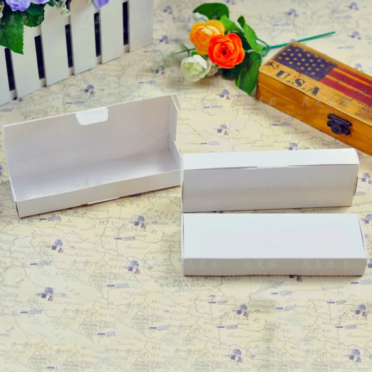 50pcs/lot white gift box Jewelry Necklace Packaging Box white paper boxes rectangle folding chocolate macaron biscuit gift boxes
50pcs/lot white gift box Jewelry Necklace Packaging Box white paper boxes rectangle folding chocolate macaron biscuit gift boxes