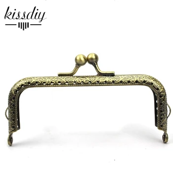 10pcs/Lot 10.5cm antique bronze Metal Purse Frame Handle for Clutch Bag Handbag Accessories Making Kiss Clasp Lock Bag Hardware
10pcs/Lot 10.5cm antique bronze Metal Purse Frame Handle for Clutch Bag Handbag Accessories Making Kiss Clasp Lock Bag Hardware