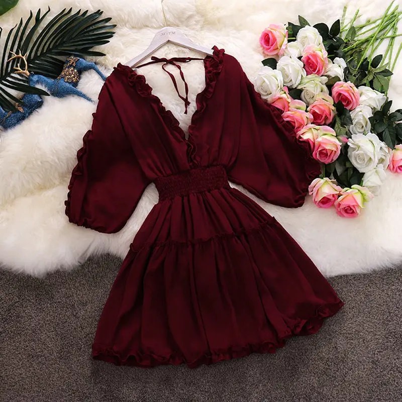 2019 summer new women's Deep v collar lace up ruffles chiffon princess dresses female three quarter sleeve elegant puff dress
2019 summer new women's Deep v collar lace up ruffles chiffon princess dresses female three quarter sleeve elegant puff dress