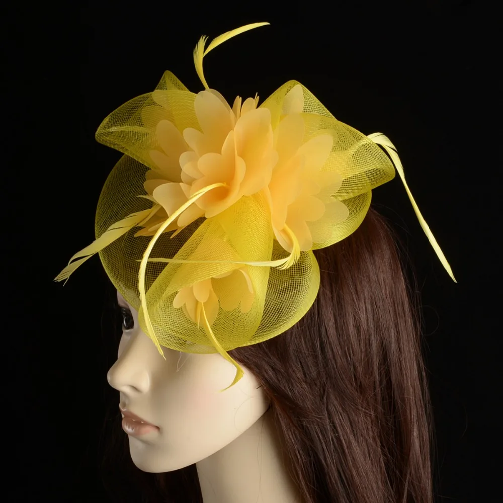 Fashion femme women Three floral feathers Hairpin hat Hair Accessories exquisite Amazing Wedding Fascinator Veil feather
Fashion femme women Three floral feathers Hairpin hat Hair Accessories exquisite Amazing Wedding Fascinator Veil feather