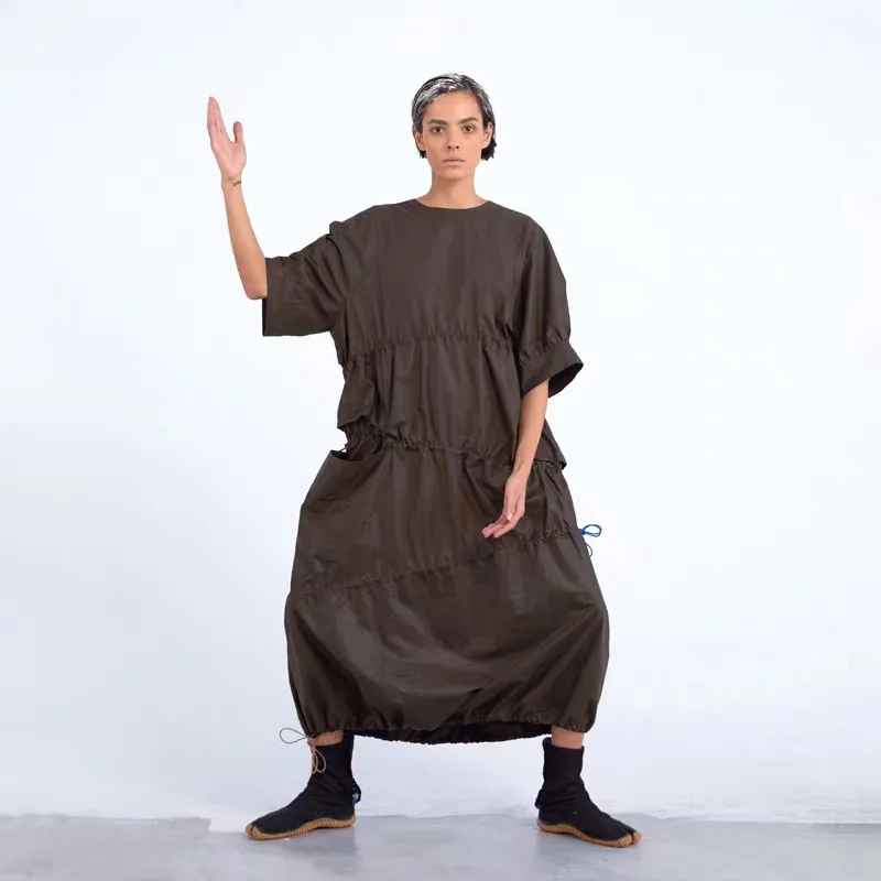 IRINAY094 2019 SPRING SUMMER New Collection original design dark brown o neck oversize asymmetrical long dress women
IRINAY094 2019 SPRING SUMMER New Collection original design dark brown o neck oversize asymmetrical long dress women