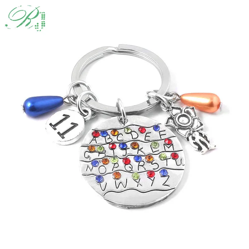 RJ Stranger Things Keychain Alphabet Light Wall Monster 11 Letter Pendant Keyring For Women Bag Car Llavero Movie Jewelry Gif
RJ Stranger Things Keychain Alphabet Light Wall Monster 11 Letter Pendant Keyring For Women Bag Car Llavero Movie Jewelry Gif