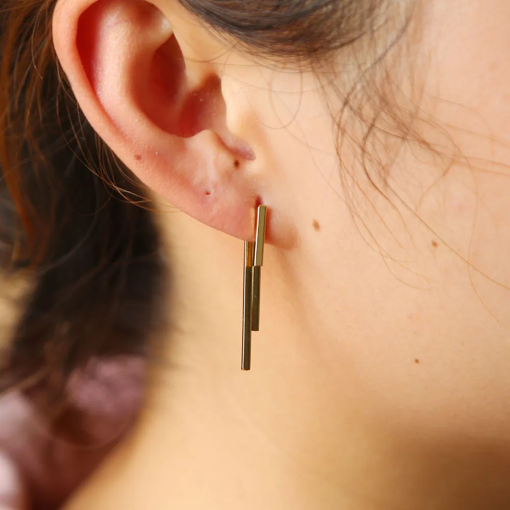Geometric gold color bar earring simple fashion jewelry high polished women girl gift long stick bar earrings gift
Geometric gold color bar earring simple fashion jewelry high polished women girl gift long stick bar earrings gift