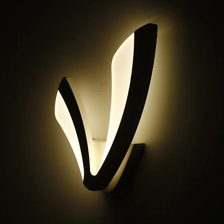 Led wall lamp modern bedroom berth lamp sitting room corridor corridor wall lamp with a simple restaurant hotel bar
Led wall lamp modern bedroom berth lamp sitting room corridor corridor wall lamp with a simple restaurant hotel bar
