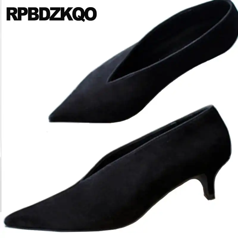 black leather pumps low heel