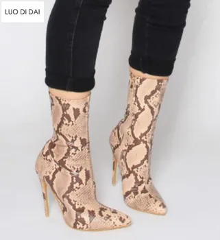 2019 new women ankle boots snakeskin print leather boots women party shoes sexy zip up booties thin heel gladiator mujer botas
2019 new women ankle boots snakeskin print leather boots women party shoes sexy zip up booties thin heel gladiator mujer botas