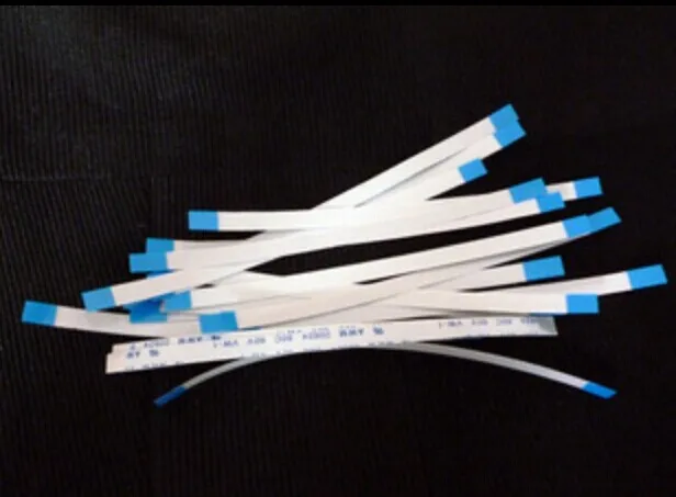 Free shipping Flex Ribbon FFC Cable Same direction 0.5mm pitch 18pin 50cm AWM 20624 80C 60V VW-1
Free shipping Flex Ribbon FFC Cable Same direction 0.5mm pitch 18pin 50cm AWM 20624 80C 60V VW-1