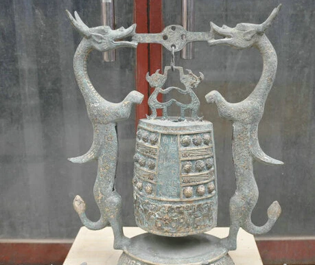 p5871 19 Tibet Silver Bronze Dragon Percussion Folk Musical Instruments Bell Statue
p5871 19 Tibet Silver Bronze Dragon Percussion Folk Musical Instruments Bell Statue