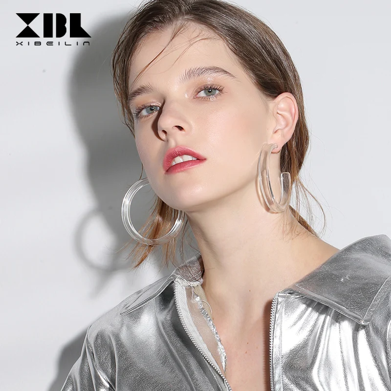 Korean Transparent Semi-circular C-shaped Hoop Earrings for Women Girls Fashion Personality Earrings Trend Party jewelry Gifts
Korean Transparent Semi-circular C-shaped Hoop Earrings for Women Girls Fashion Personality Earrings Trend Party jewelry Gifts