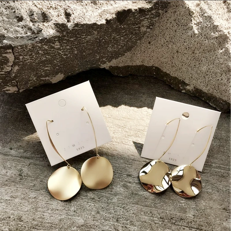 HUANZHI Korean 2019 New Arc Geometric Round Matte Bright Gold Long Alloy Ear Hook Earrings for Women Girls Party Gift
HUANZHI Korean 2019 New Arc Geometric Round Matte Bright Gold Long Alloy Ear Hook Earrings for Women Girls Party Gift