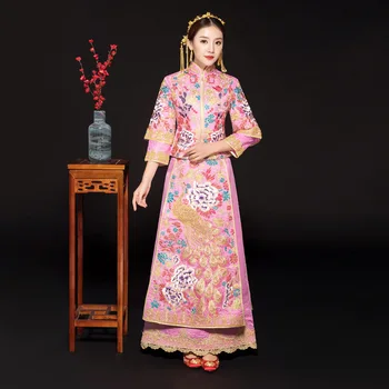 Pink New High Quality Embroidery Flower+peacock Qipao Royal Women Marriage Suit Chinese Vintage Wedding Party Dress Cheongsam
Pink New High Quality Embroidery Flower+peacock Qipao Royal Women Marriage Suit Chinese Vintage Wedding Party Dress Cheongsam