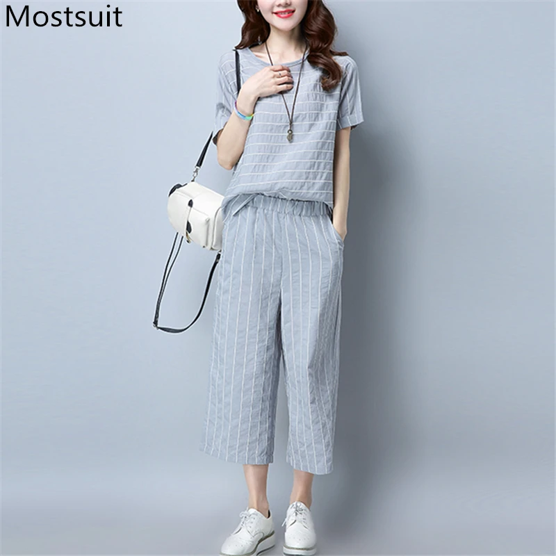 M-3xl Plus Size Elegant Striped Cotton Linen 2 Piece Set Women Summer 2019 Short Sleeve O-neck Tops Outfits Wide Leg Pants Suit
M-3xl Plus Size Elegant Striped Cotton Linen 2 Piece Set Women Summer 2019 Short Sleeve O-neck Tops Outfits Wide Leg Pants Suit