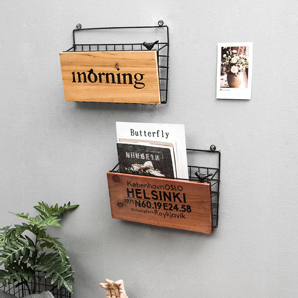 Retro Wooden Board Wall Hanging Basket Simple Letter Magazine Organizer Iron Basket Door Porch Garden Decor Storage Frame
Retro Wooden Board Wall Hanging Basket Simple Letter Magazine Organizer Iron Basket Door Porch Garden Decor Storage Frame