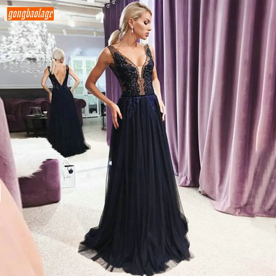 Charming Dark Navy Deep V Neck Long Evening Dresses Customized A Line Tulle Sleeveless Evening Gown Appliques Party Formal Dress
Charming Dark Navy Deep V Neck Long Evening Dresses Customized A Line Tulle Sleeveless Evening Gown Appliques Party Formal Dress