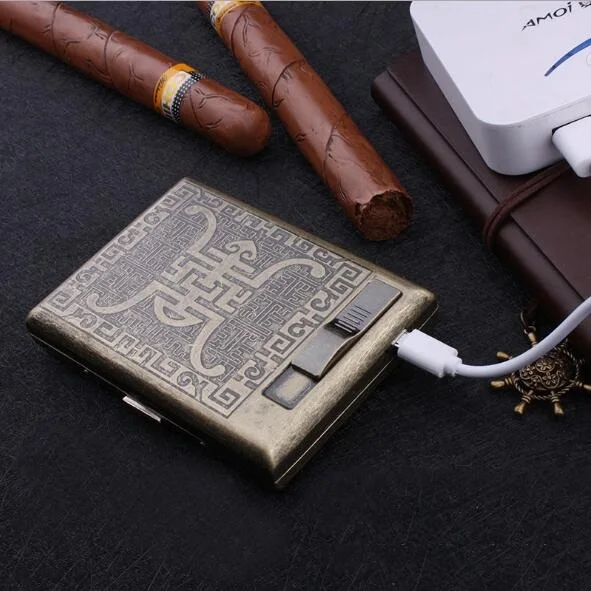 bronze cigarette case, multi function cigarette box, cigar lighter, USB cigarette lighter, 20 cigarette packages.
bronze cigarette case, multi function cigarette box, cigar lighter, USB cigarette lighter, 20 cigarette packages.