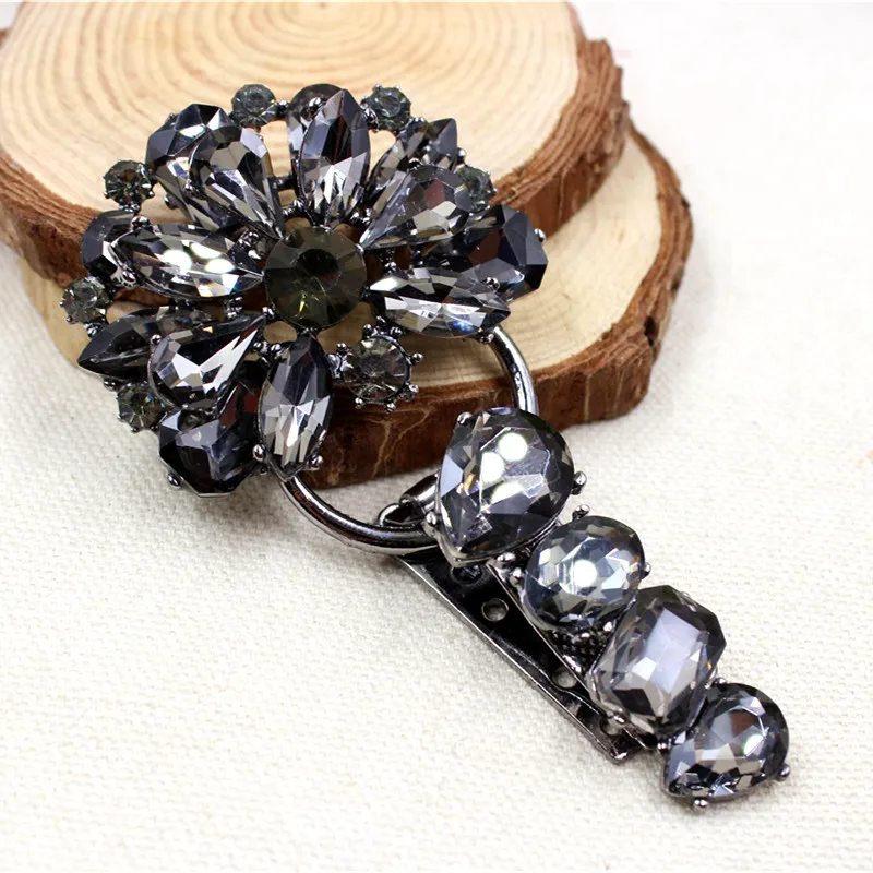 15122117 ,1 pcs, very beautiful fashion Fur buttons, coat buttons. Rhinestone buttons. Platypus glass with a diamond buckle.
15122117 ,1 pcs, very beautiful fashion Fur buttons, coat buttons. Rhinestone buttons. Platypus glass with a diamond buckle.