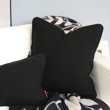 

Cotton Blend Nordic Style Cushion Cover Thickened Blended Fabric Black Pillow Cover No Balling-up Without Stuffing