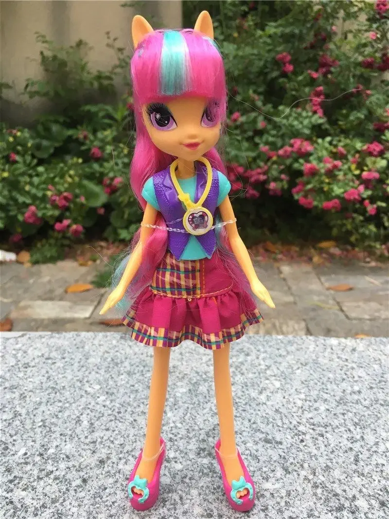 Geniune EG Action Figure Doll Sour Sweet 9"/23cm Height Fashion Toy Gift w/Necklace App Game New No Package
Geniune EG Action Figure Doll Sour Sweet 9"/23cm Height Fashion Toy Gift w/Necklace App Game New No Package