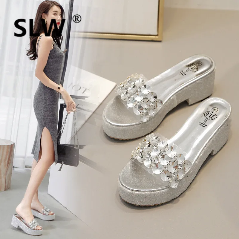 Shoes Transparent Slippers Slides Women Heels Platform Bling Bling Jelly Flip Flops Sliders High Luxury Flat 2019
Shoes Transparent Slippers Slides Women Heels Platform Bling Bling Jelly Flip Flops Sliders High Luxury Flat 2019