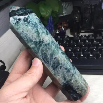 446g Natural Fluorite Crystal Colorful Striped Fluorite White Feather Fluorite Crystal Stone Point Healing Hexagonal Treatment
446g Natural Fluorite Crystal Colorful Striped Fluorite White Feather Fluorite Crystal Stone Point Healing Hexagonal Treatment