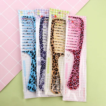 1Pc Palstic Hair Combs Leopard Anti-static Handle Wide Tooth Detangling Salon Styling Tools Barber Hairdressing Accessories
1Pc Palstic Hair Combs Leopard Anti-static Handle Wide Tooth Detangling Salon Styling Tools Barber Hairdressing Accessories