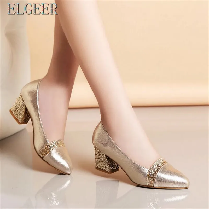 Single shoes female 2020 new women's shoes pointed thick with large size shoes with comfortable sequins shallow shoes
Single shoes female 2020 new women's shoes pointed thick with large size shoes with comfortable sequins shallow shoes