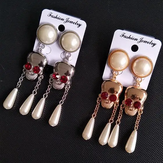 2017 Simulated Pearl Earrings Long Tassel Pendant Skulls Punk Style Exaggerated Statement Drop Earrings
2017 Simulated Pearl Earrings Long Tassel Pendant Skulls Punk Style Exaggerated Statement Drop Earrings