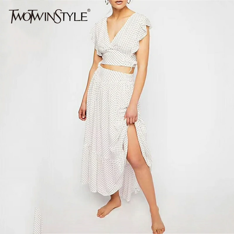 TWOTWINSTYLE Dot Skirt Suits Female V Neck Ruffles Lace Up Short Tops With High Waist Draped Long Skirts 2019 Summer Tide New
TWOTWINSTYLE Dot Skirt Suits Female V Neck Ruffles Lace Up Short Tops With High Waist Draped Long Skirts 2019 Summer Tide New