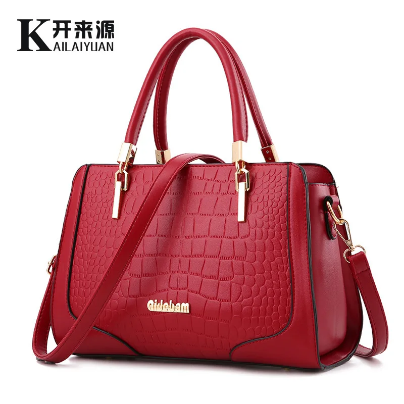 Bag 2016 Pattern Light Patent Leather Crocodile Grain Single Shoulder Woman Package European Demeanour Atmosphere Ma'am Package
Bag 2016 Pattern Light Patent Leather Crocodile Grain Single Shoulder Woman Package European Demeanour Atmosphere Ma'am Package