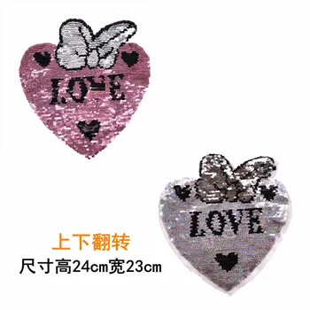 3-D love flip-flop cloth with sequins, hand-made cloth with embroidered decals, beads, DIY patches and clothing T-shirts 
3-D love flip-flop cloth with sequins, hand-made cloth with embroidered decals, beads, DIY patches and clothing T-shirts