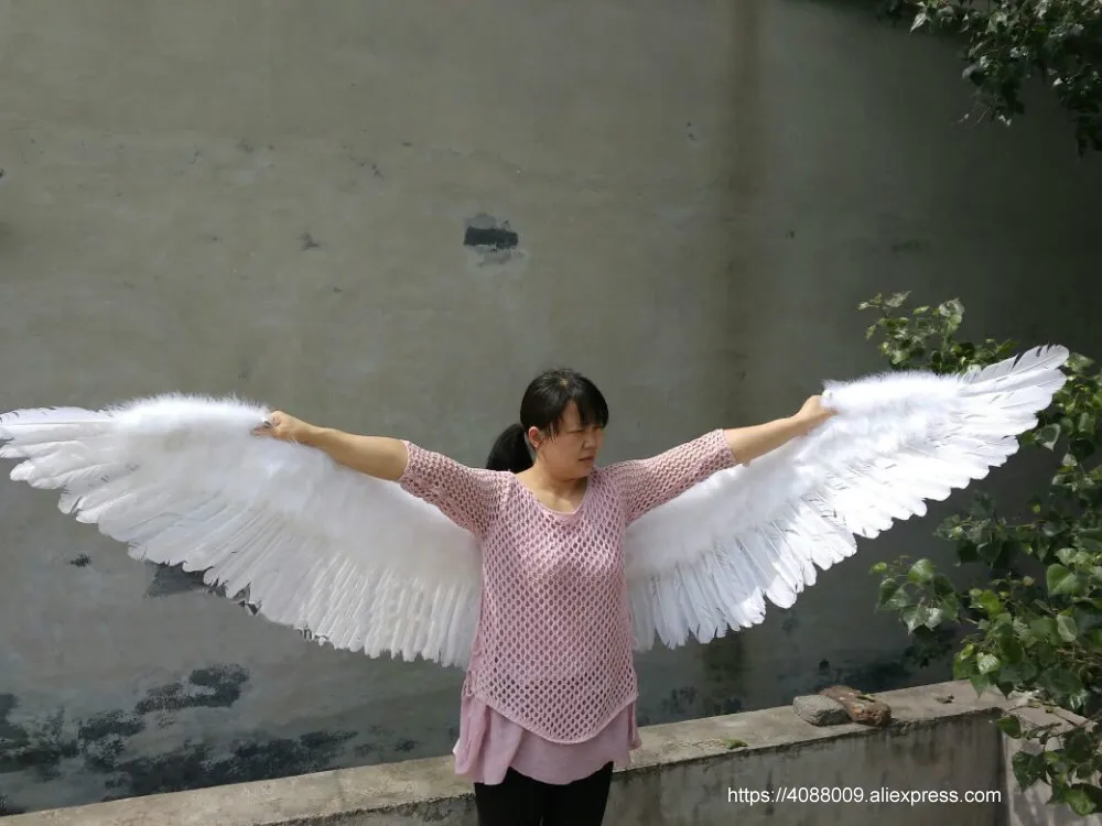Pure handmade fashion white soft Fairy angel wings Girls' creative props for stage performance shooting Party decorations
Pure handmade fashion white soft Fairy angel wings Girls' creative props for stage performance shooting Party decorations
