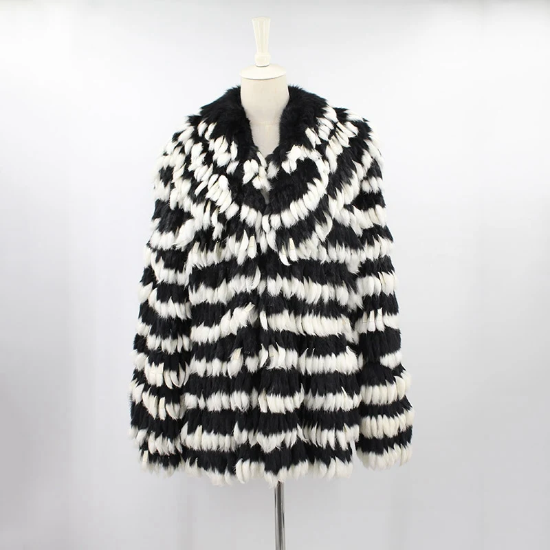2019 new stock lady genuine rabbit fur coat long sleeve fashion women autumn winter natural fur jacket outwear overcoat
2019 new stock lady genuine rabbit fur coat long sleeve fashion women autumn winter natural fur jacket outwear overcoat