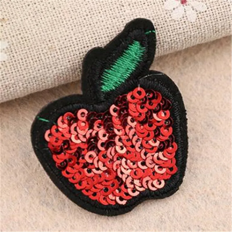 Fashion patch Red apple logo suquins Diy Women Embroidery Iron on patches for clothing girl applique Stickers Free Shipping
Fashion patch Red apple logo suquins Diy Women Embroidery Iron on patches for clothing girl applique Stickers Free Shipping