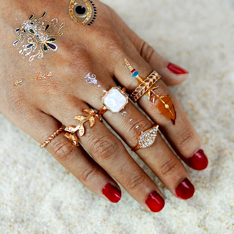 Miss Zoe 5pcs/set BOHO Rings Pink Rhinestone Hollow Wavy Leaves Midi Rings Geometric Punk Joint Ring Gold DIY Beach Jewelry
Miss Zoe 5pcs/set BOHO Rings Pink Rhinestone Hollow Wavy Leaves Midi Rings Geometric Punk Joint Ring Gold DIY Beach Jewelry