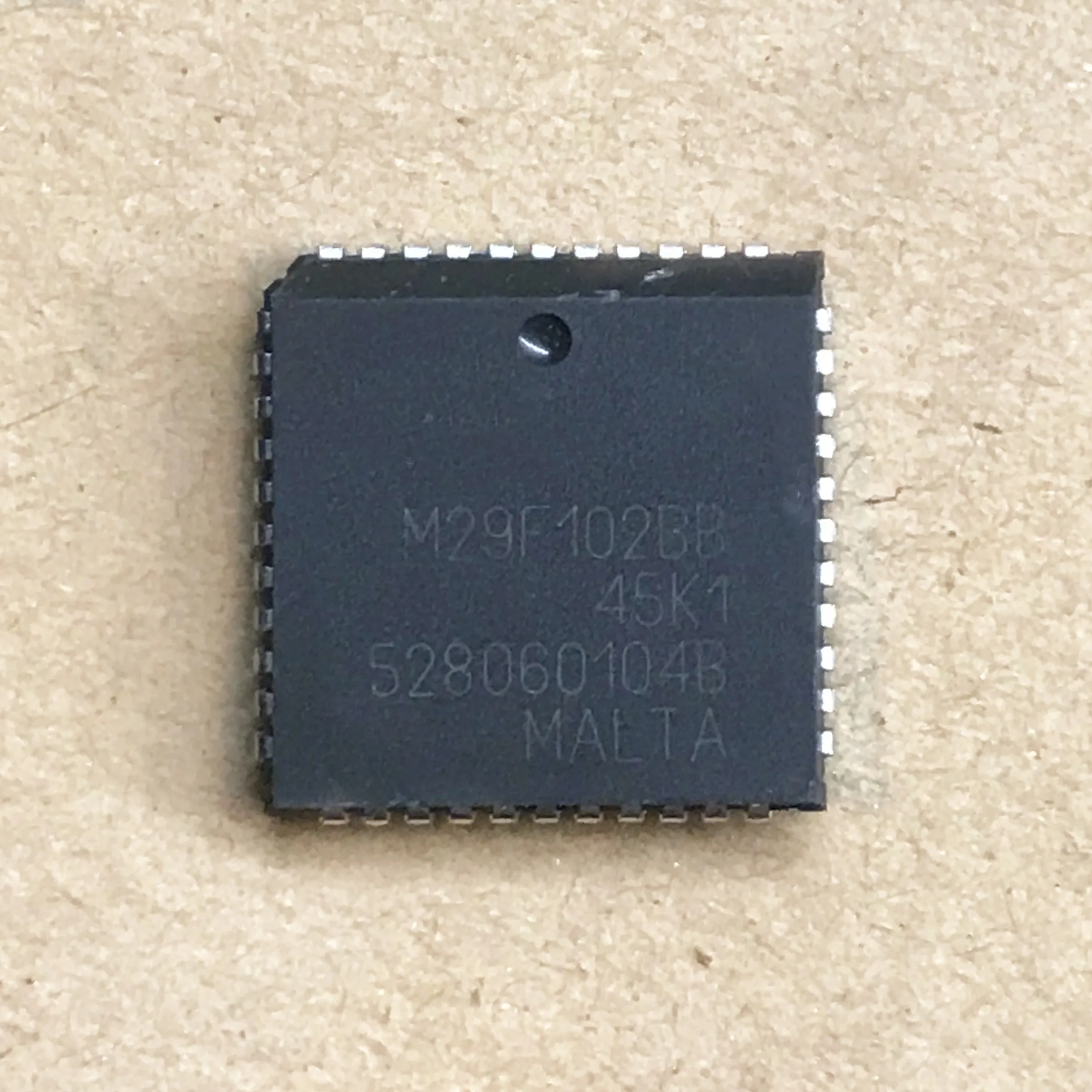 NWE 1PCS/lot M29F102BB 45K1 M29F102BB-45K1 PLCC44 PLCC IC Fast delivery Original Quality assurance 
NWE 1PCS/lot M29F102BB 45K1 M29F102BB-45K1 PLCC44 PLCC IC Fast delivery Original Quality assurance