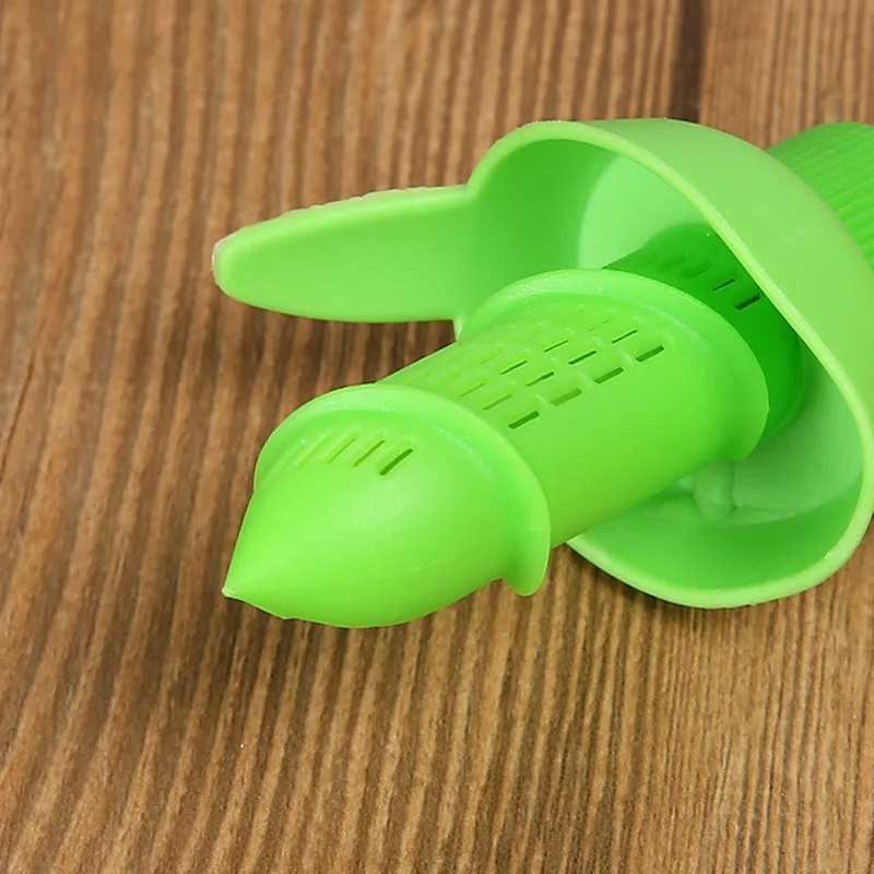 2Pcsset Home Kitchen Gadgets Lemon Orange Sprayer Fruit Juice Citrus Spray Cooking Tools Accessories Accesorios De Cocina4