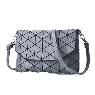 4056888635_1932744143