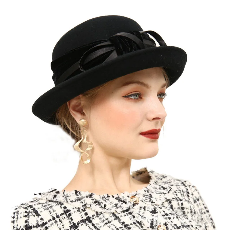 Women Wool Felt Fedora Flowers Hat Ladies Wide Brim Hat Autumn Winter Noble European American Elegant Girls Fashion Cap M26
Women Wool Felt Fedora Flowers Hat Ladies Wide Brim Hat Autumn Winter Noble European American Elegant Girls Fashion Cap M26