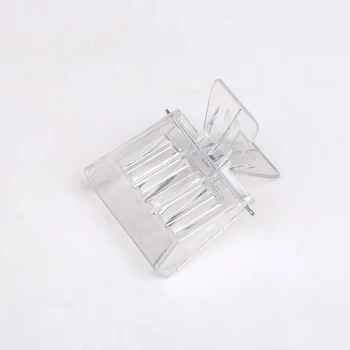 2 PCS Bee Tools Queen cage Colorless plastic clip Bee Clip Beekeeping equipment Isolation room Insectary box
2 PCS Bee Tools Queen cage Colorless plastic clip Bee Clip Beekeeping equipment Isolation room Insectary box
