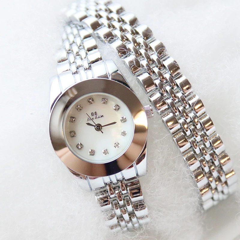 High-end watch snake-shaped full diamond female watch Brand Fashion Watches Women Luxury Rose Gold Wristwatches reloj dw style 
High-end watch snake-shaped full diamond female watch Brand Fashion Watches Women Luxury Rose Gold Wristwatches reloj dw style
