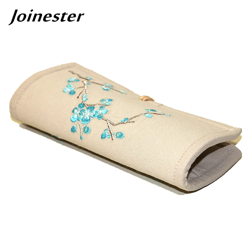 Plum Blossom Embroidery Retro Wallet Cotton Fabric Women Clips with Button Fringe Tassels Long Purse for Ladies Card Holder
Plum Blossom Embroidery Retro Wallet Cotton Fabric Women Clips with Button Fringe Tassels Long Purse for Ladies Card Holder