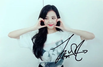 signed BLACKPINK kim Jisoo autographed photo DDU-DU DDU-DU 4*6 K-POP 082018A
signed BLACKPINK kim Jisoo autographed photo DDU-DU DDU-DU 4*6 K-POP 082018A
