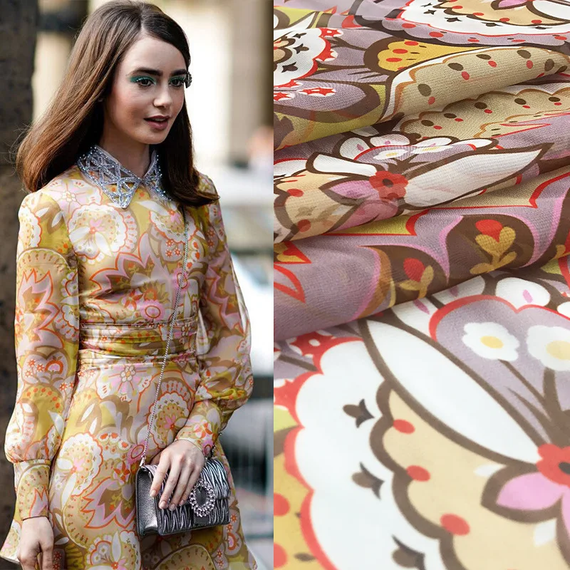 2019 new European and American cartoon abstract floral digital printing clothing handmade DIY fabric polyester fashion cloth
2019 new European and American cartoon abstract floral digital printing clothing handmade DIY fabric polyester fashion cloth
