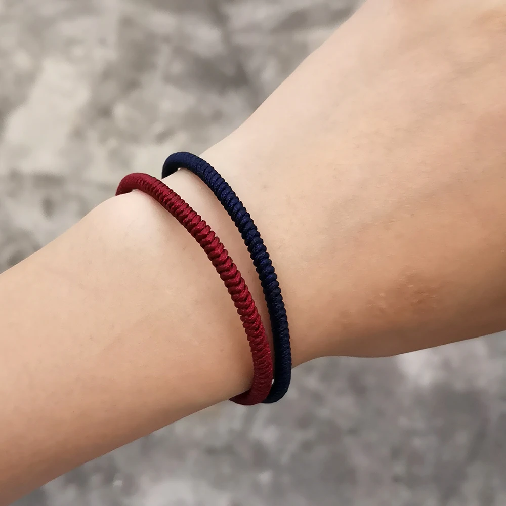 Rinhoo Handmade Knots Red & Blue Woven Rope Couple Bracelets Tibetan Buddhist Lucky Charm Bracelets & Bangles For Women Men Gift
Rinhoo Handmade Knots Red & Blue Woven Rope Couple Bracelets Tibetan Buddhist Lucky Charm Bracelets & Bangles For Women Men Gift