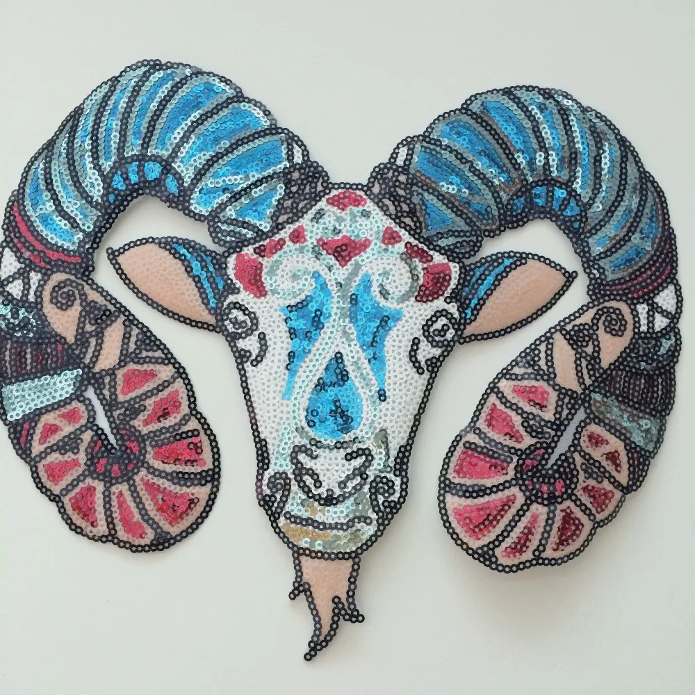 Sheep head paillette applique patch iron on sequin patch colorful sheep embroidered patch 
Sheep head paillette applique patch iron on sequin patch colorful sheep embroidered patch