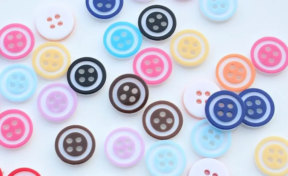 set of 300pcs candy rainbow lucite resin buttons in assorted colors 13mm -SK0111
set of 300pcs candy rainbow lucite resin buttons in assorted colors 13mm -SK0111