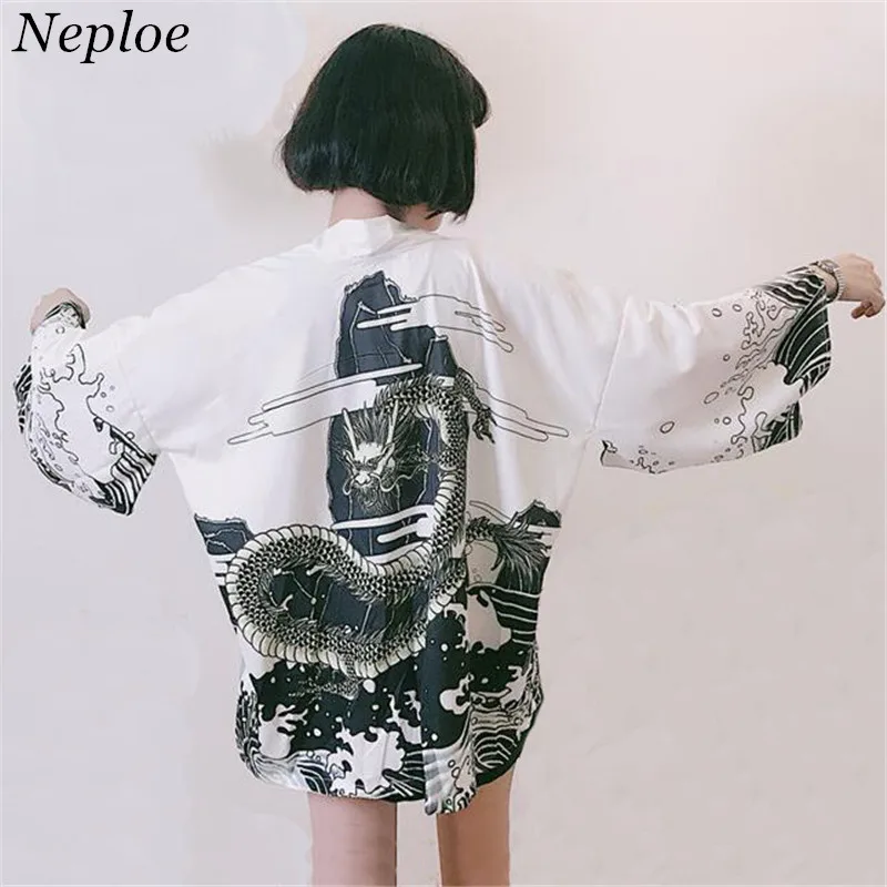 Neploe Vintage Kimono Blouses Summer Women Cardigan Dragon Waves Print Chiffon Shirt Harajuku BF Sun Protection Outerwear 35354
Neploe Vintage Kimono Blouses Summer Women Cardigan Dragon Waves Print Chiffon Shirt Harajuku BF Sun Protection Outerwear 35354