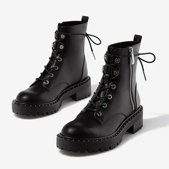 Vogue Lace Up Rivets Motorcycle Boots Women Round Toe High Heel Martin Boots Women Short Plush Ankle Boots For Women SWE0202
Vogue Lace Up Rivets Motorcycle Boots Women Round Toe High Heel Martin Boots Women Short Plush Ankle Boots For Women SWE0202