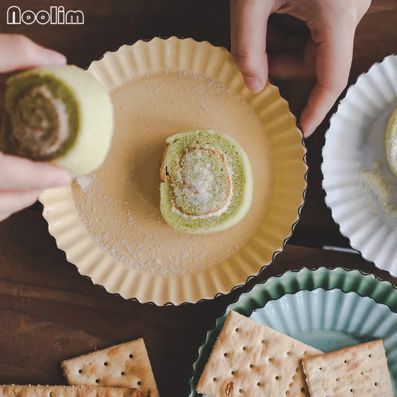 Фото Десертное блюдо NOOLIM с эмалью и волнистым краем в японском стиле - купить